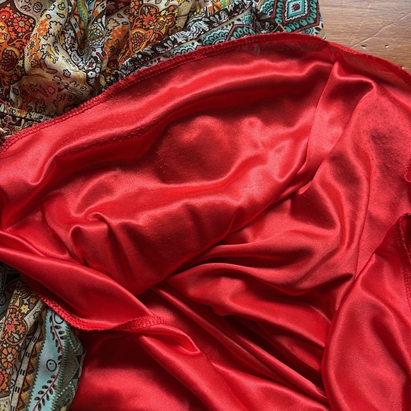 Ravi Famous London Dress - Picture 7 of 7